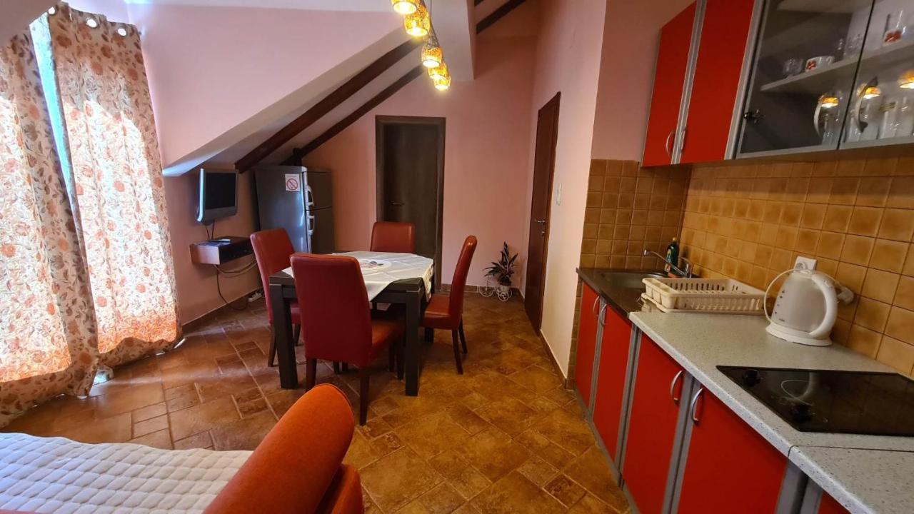 קוטור Apartments Ivetic מראה חיצוני תמונה