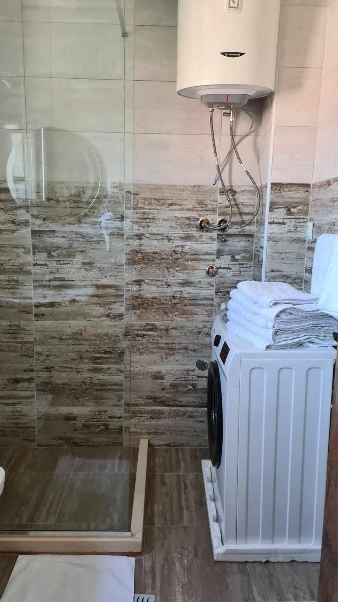 קוטור Apartments Ivetic מראה חיצוני תמונה